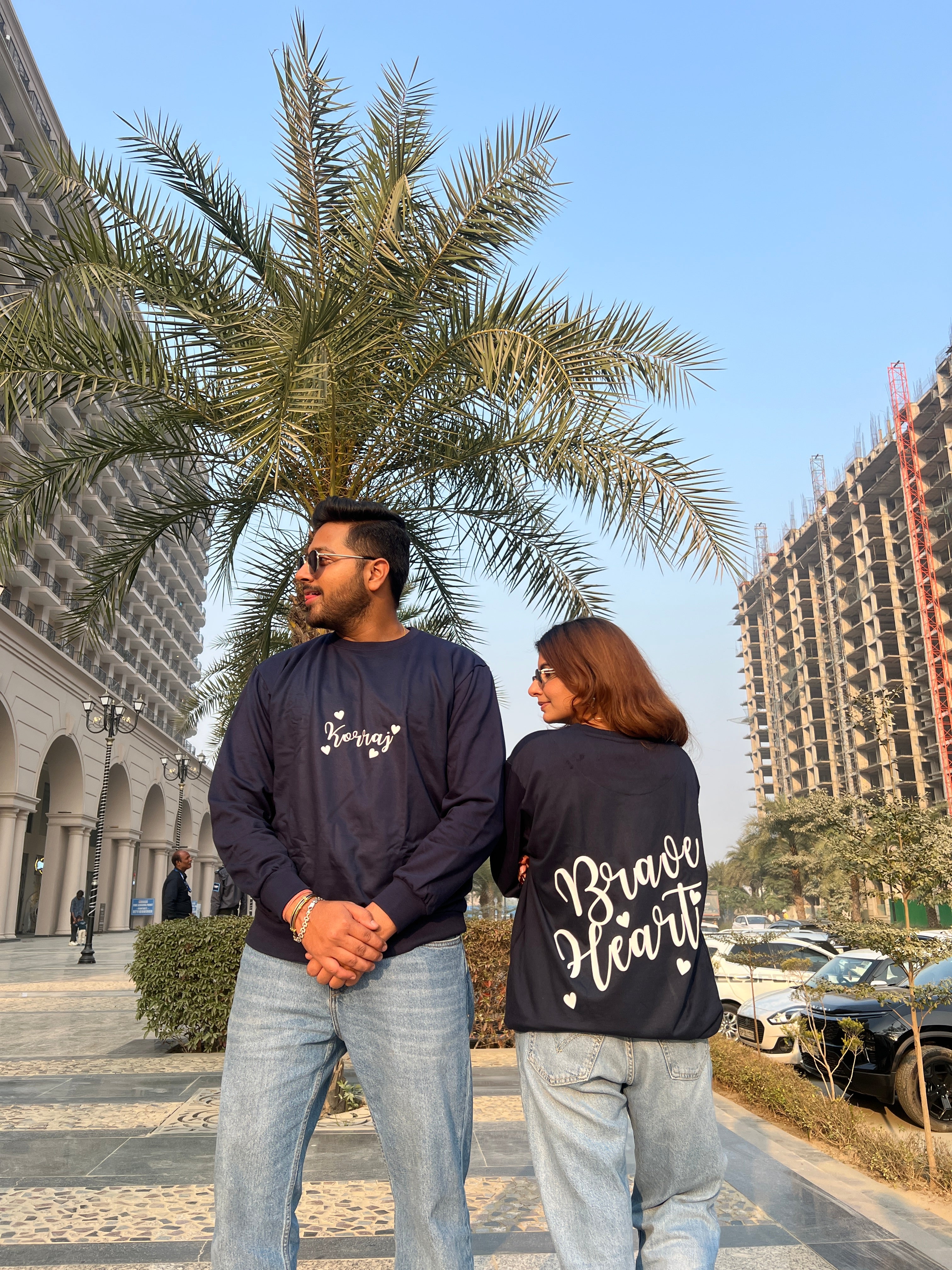 Brave Heart Oversized Sweatshirt | Black | Korraj.com