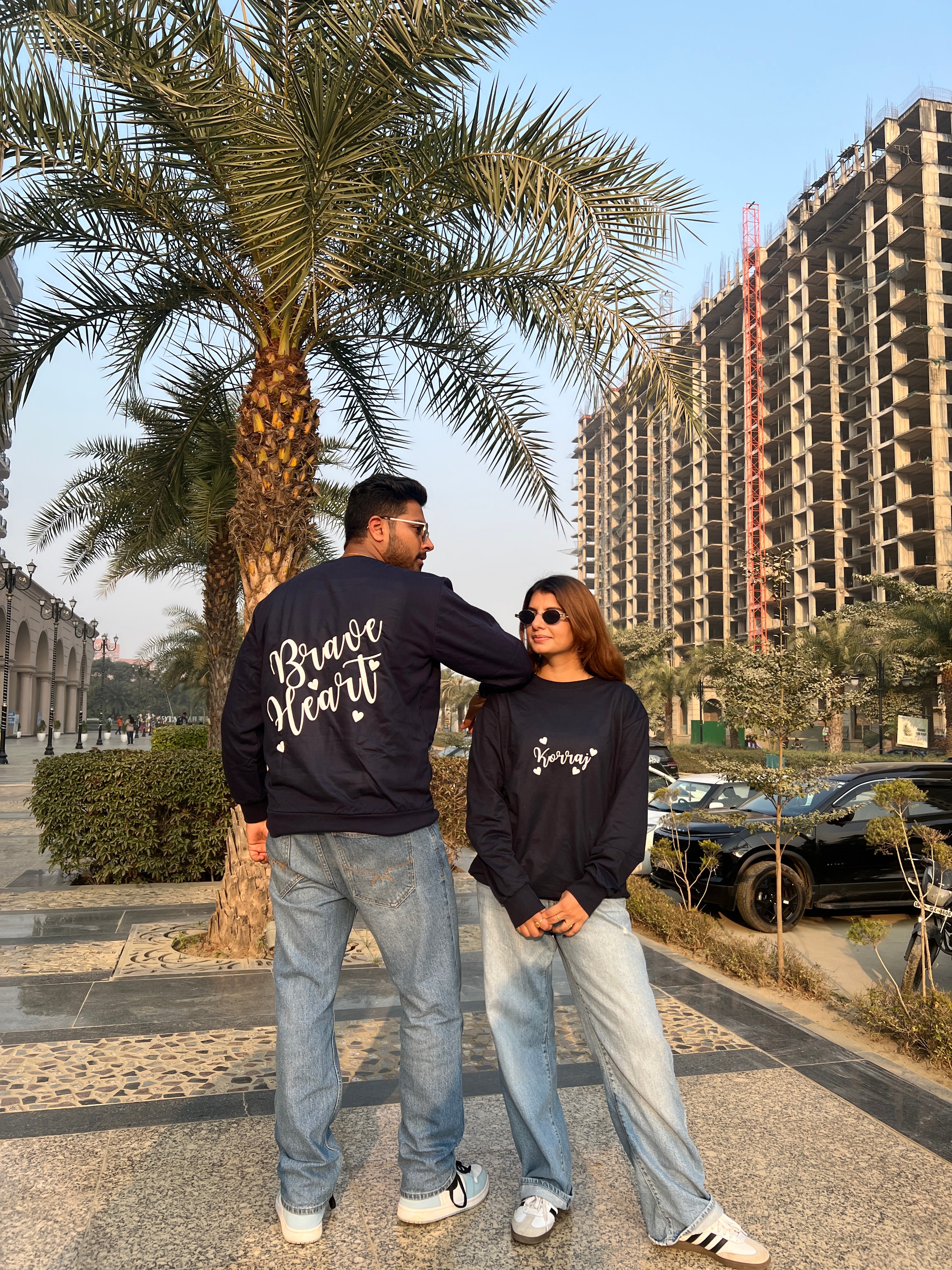 Brave Heart Oversized Sweatshirt | Black | Korraj.com