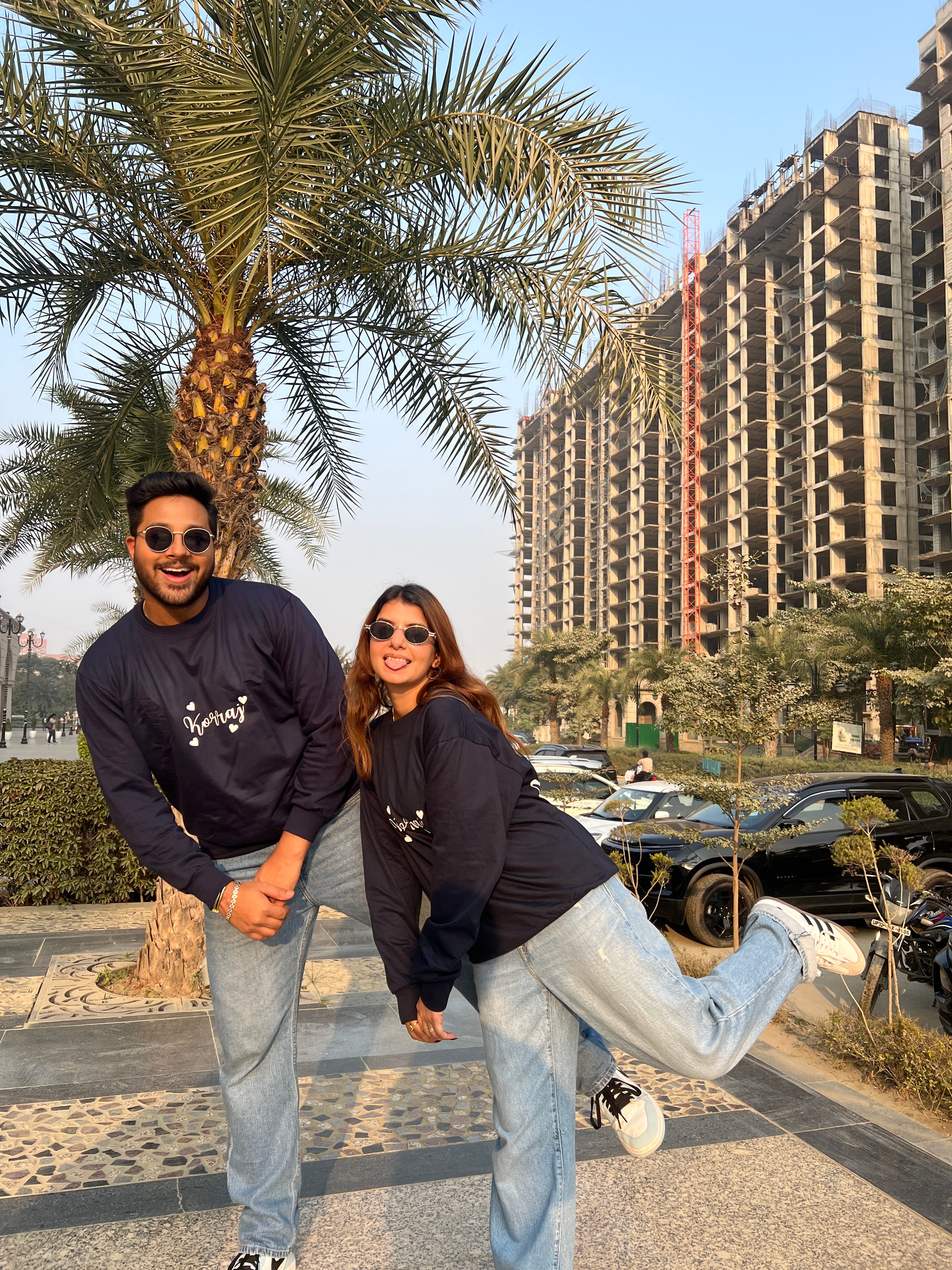 Brave Heart Oversized Sweatshirt | Black | Korraj.com